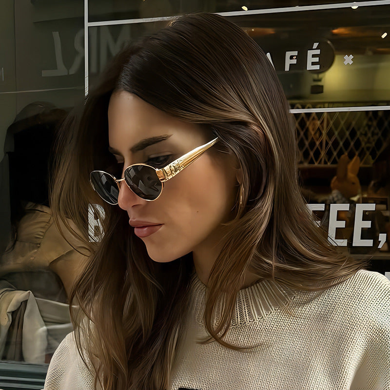 LONDON GLAM